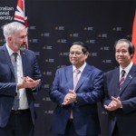 Thủ tướng Phạm Minh Chính, Bộ trưởng Bộ GDĐT Nguyễn Kim Sơn và Bộ trưởng Giáo dục Australia Anthony Chisholm tại Diễn đàn