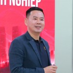 Ông Phương Tiến Minh, Tổng Giám đốc Prudential Việt Nam phát biểu tại buổi khai giảng