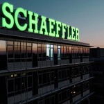 Schaeffler Schriftzug in der DÃ¤mmerung