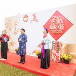 Có mặt tại chương trình là anh Trần Văn Sang, nghệ nhân biểu diễn dân ca Ví, Dặm và là top 15 Gương mặt Truyền lửa