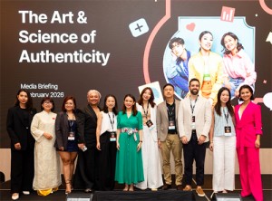 Đại diện TikTok cùng với các nhà sáng tạo nội dung và các đối tác trong khu vực Châu Á Thái Bình Dương tại sự kiện ra mắt báo cáo The Art and Science of Authenticity.