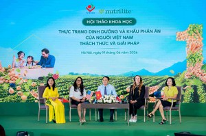 Phiên thảo luận với phần tham gia của các báo cáo viên của Viện Dinh dưỡng quốc gia và Viện sức khỏe Nutrilite
